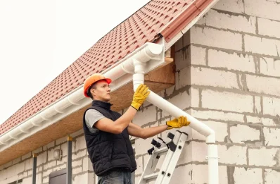 Pose et remplacement de gouttières à Landelles-et-Coupigny